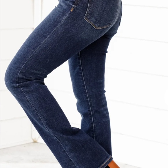Judy Blue Mid Rise Dark Wash Boot Cut Jeans 11/30 - Picture 2 of 12